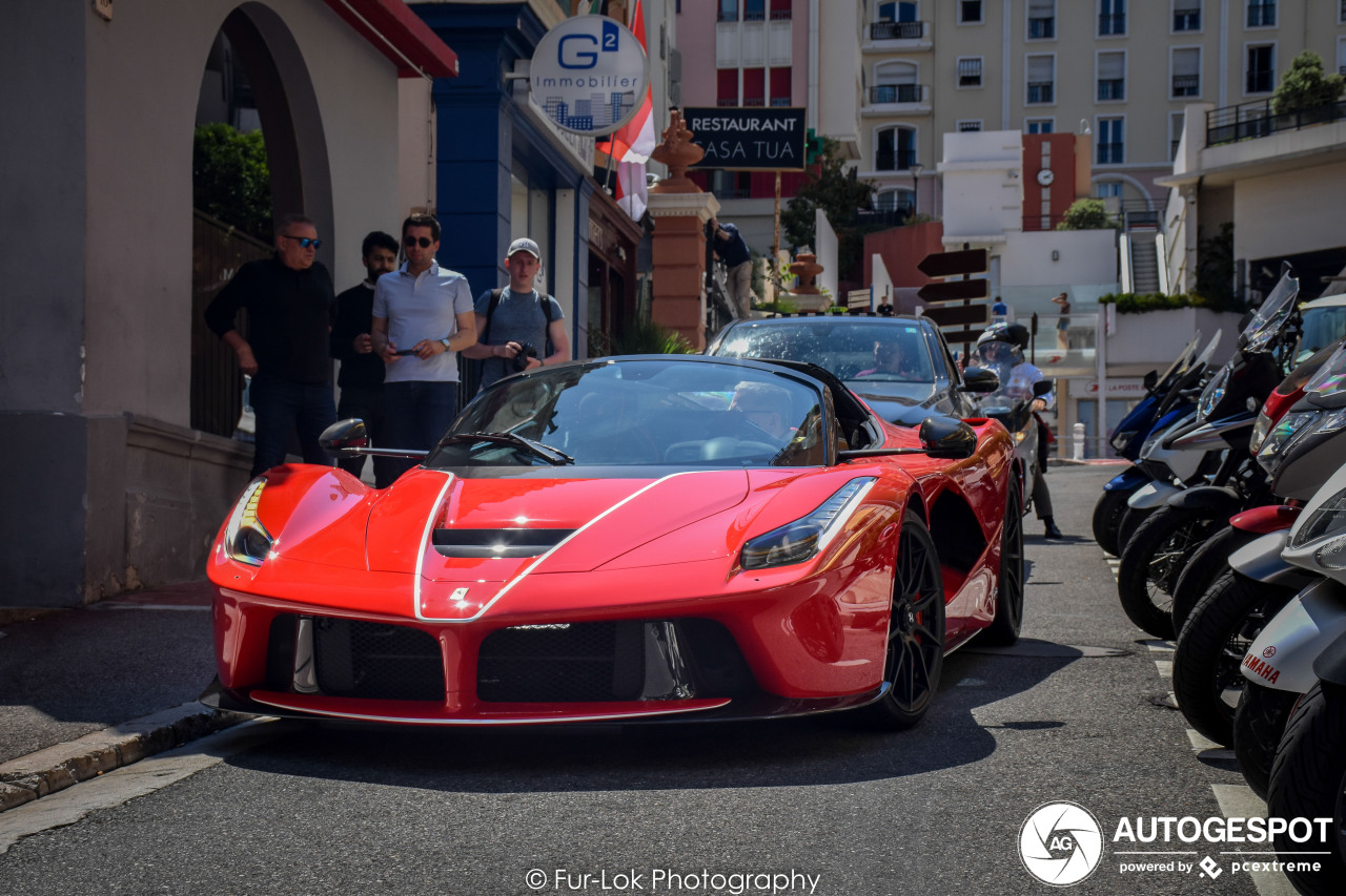 Ferrari LaFerrari Aperta