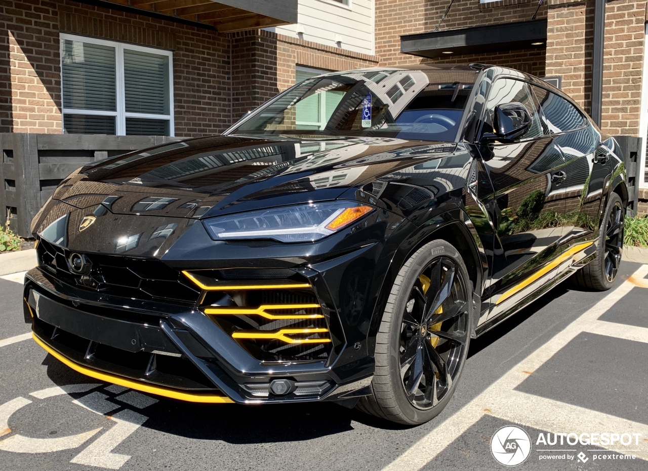 Lamborghini Urus