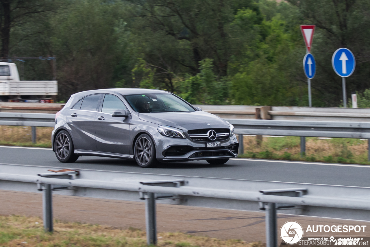 Mercedes-AMG A 45 W176 2015