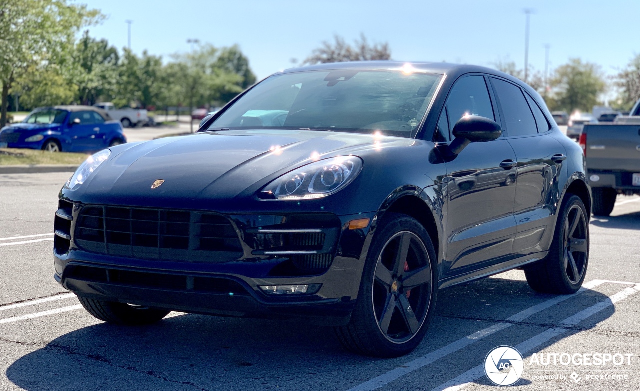 Porsche 95B Macan Turbo