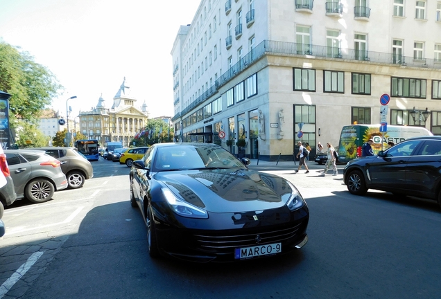 Ferrari GTC4Lusso