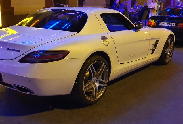 Mercedes-Benz SLS AMG