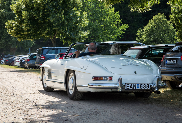 Mercedes-Benz 300SL Roadster