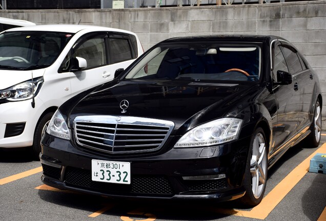 Mercedes-Benz S 63 AMG W221 2010