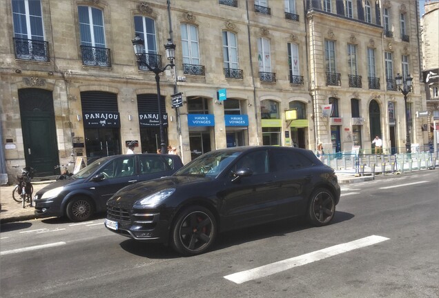 Porsche 95B Macan GTS