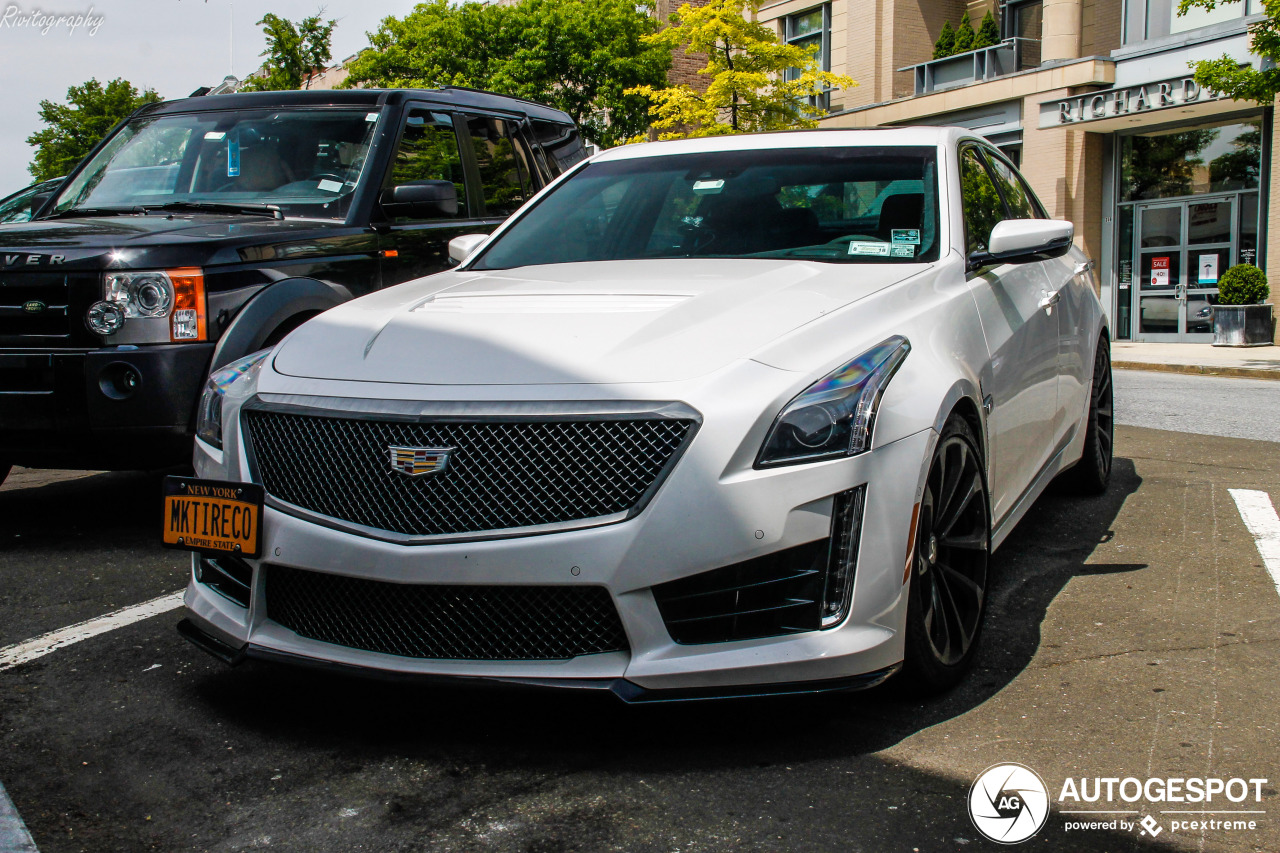 Cadillac CTS-V 2015