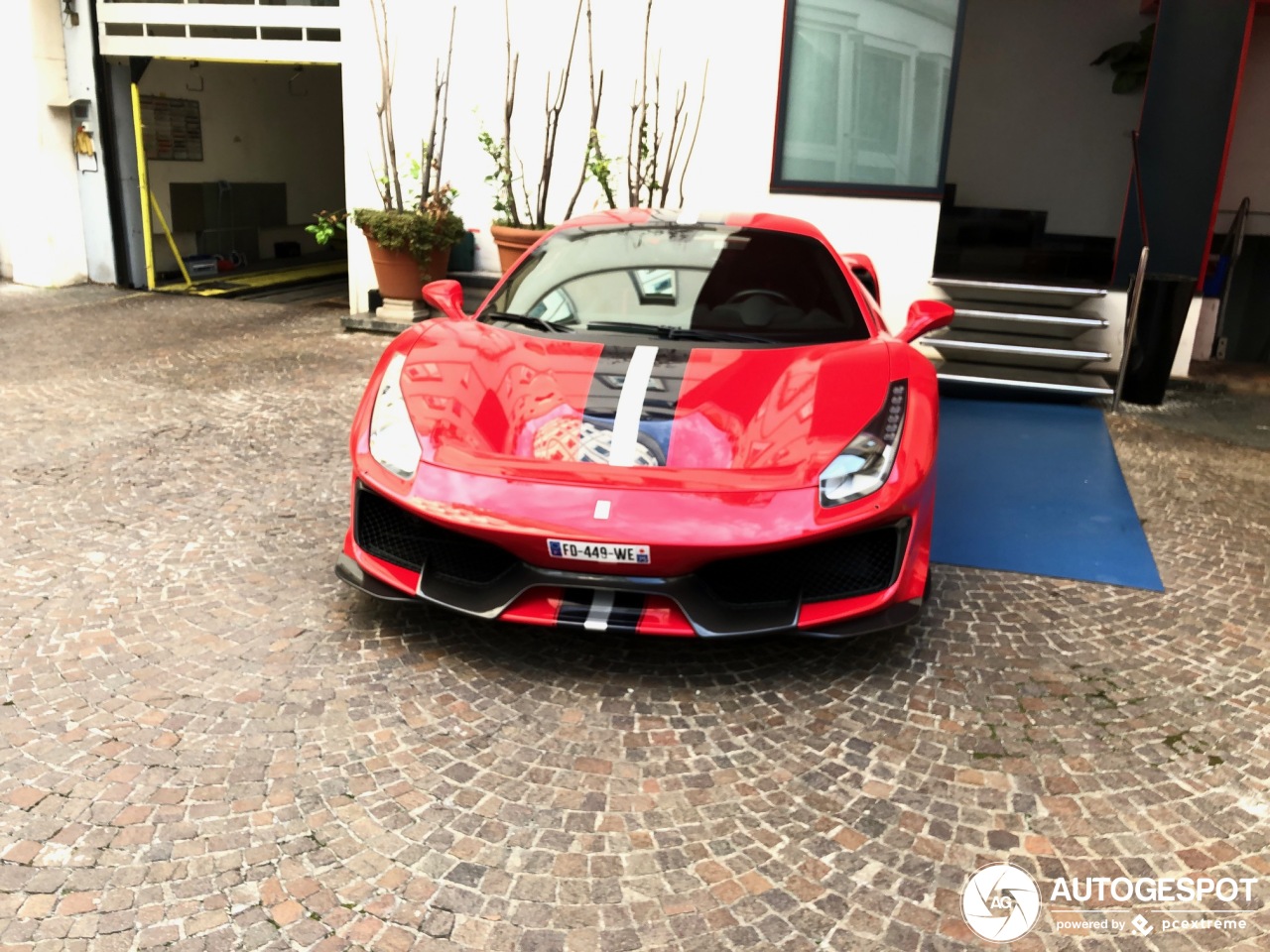 Ferrari 488 Pista