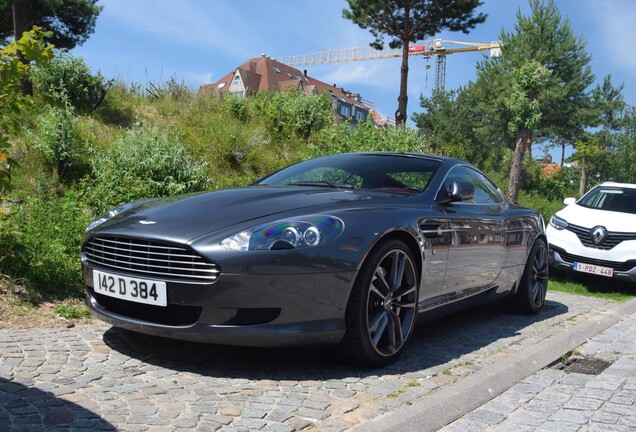 Aston Martin DB9