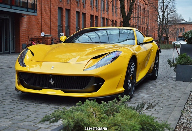 Ferrari 812 Superfast