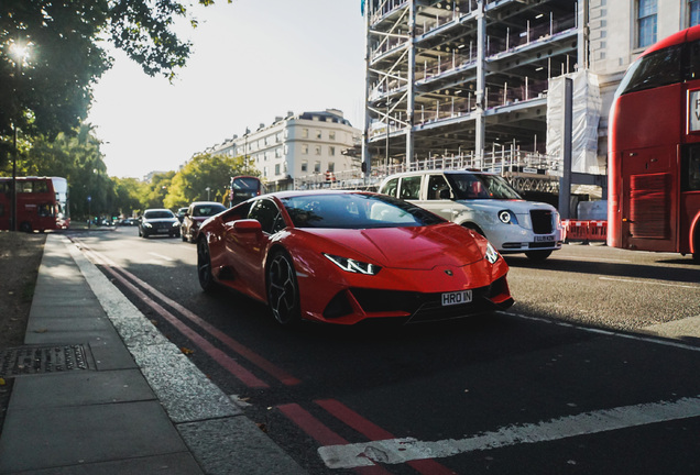 Lamborghini Huracán LP640-4 EVO