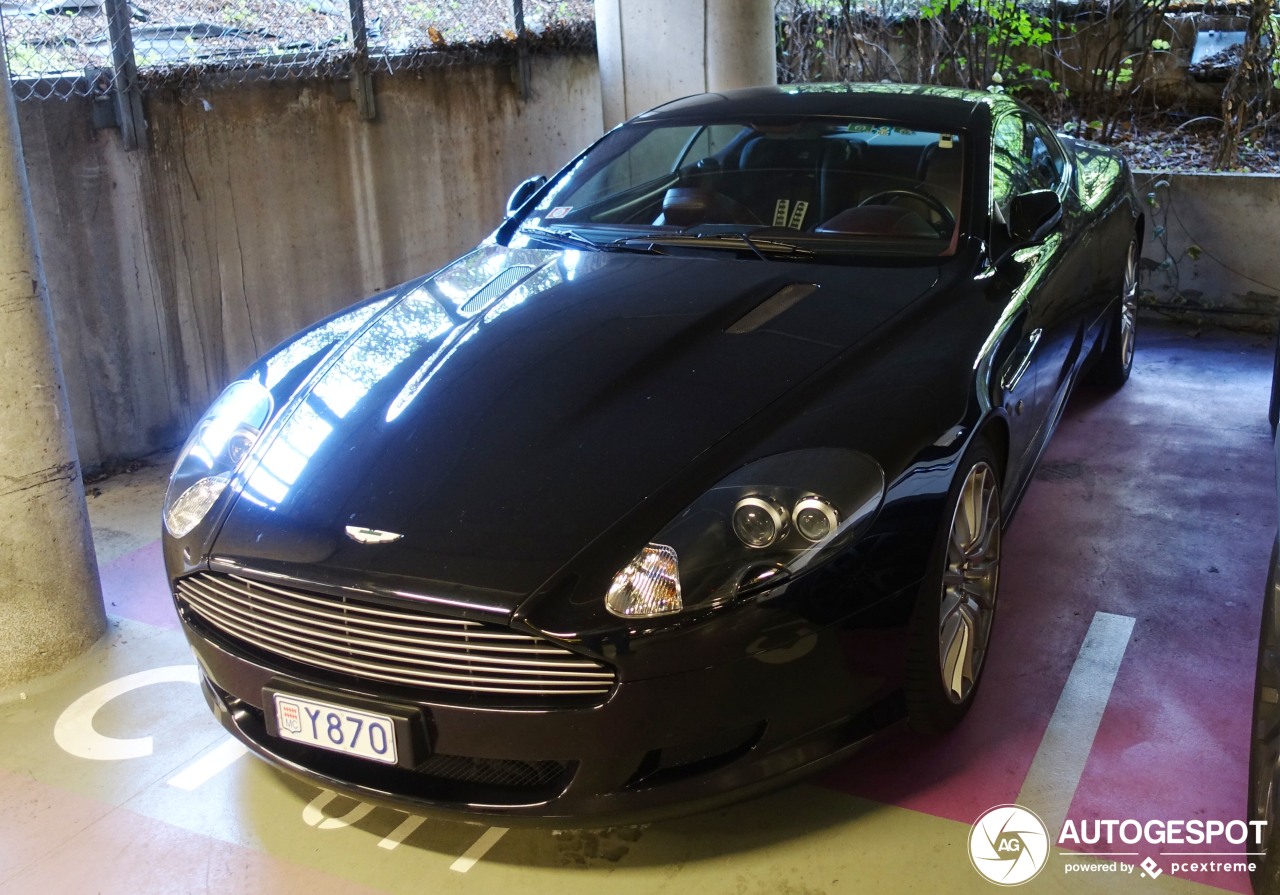 Aston Martin DB9