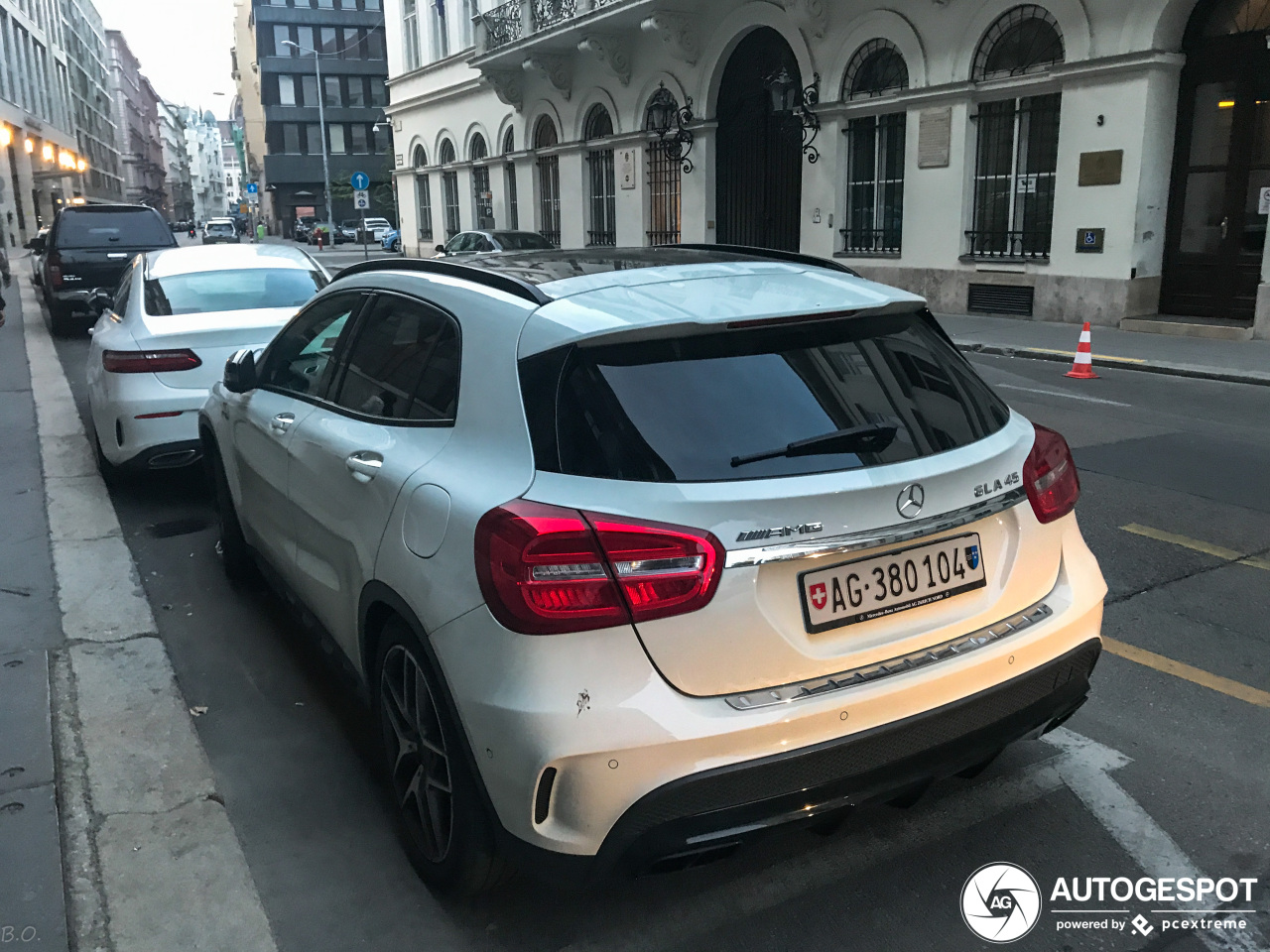 Mercedes-AMG GLA 45 X156