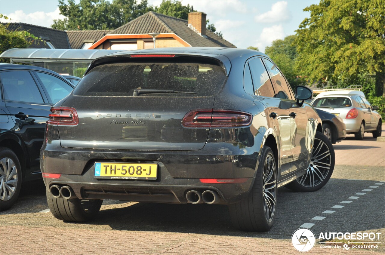 Porsche 95B Macan Turbo