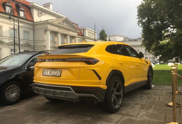 Lamborghini Urus