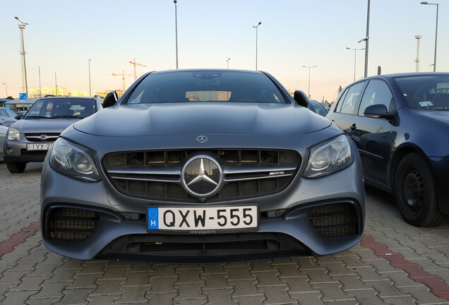 Mercedes-AMG E 63 S W213