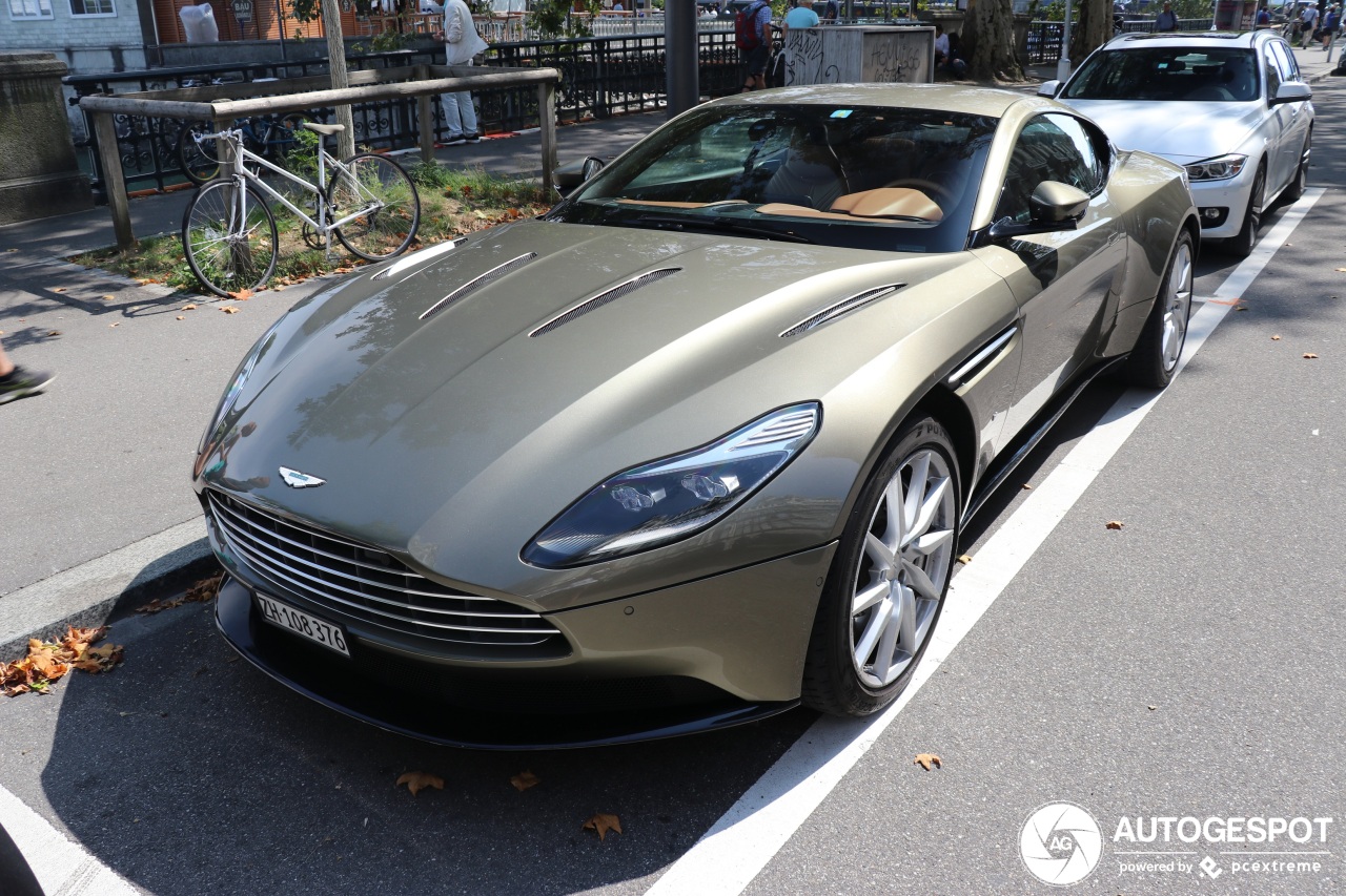 Aston Martin DB11