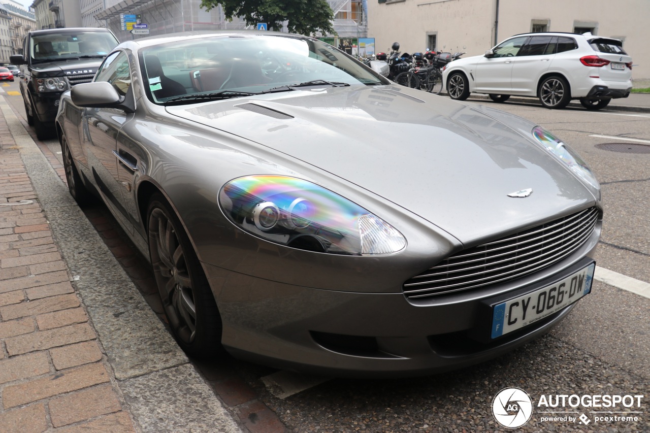 Aston Martin DB9