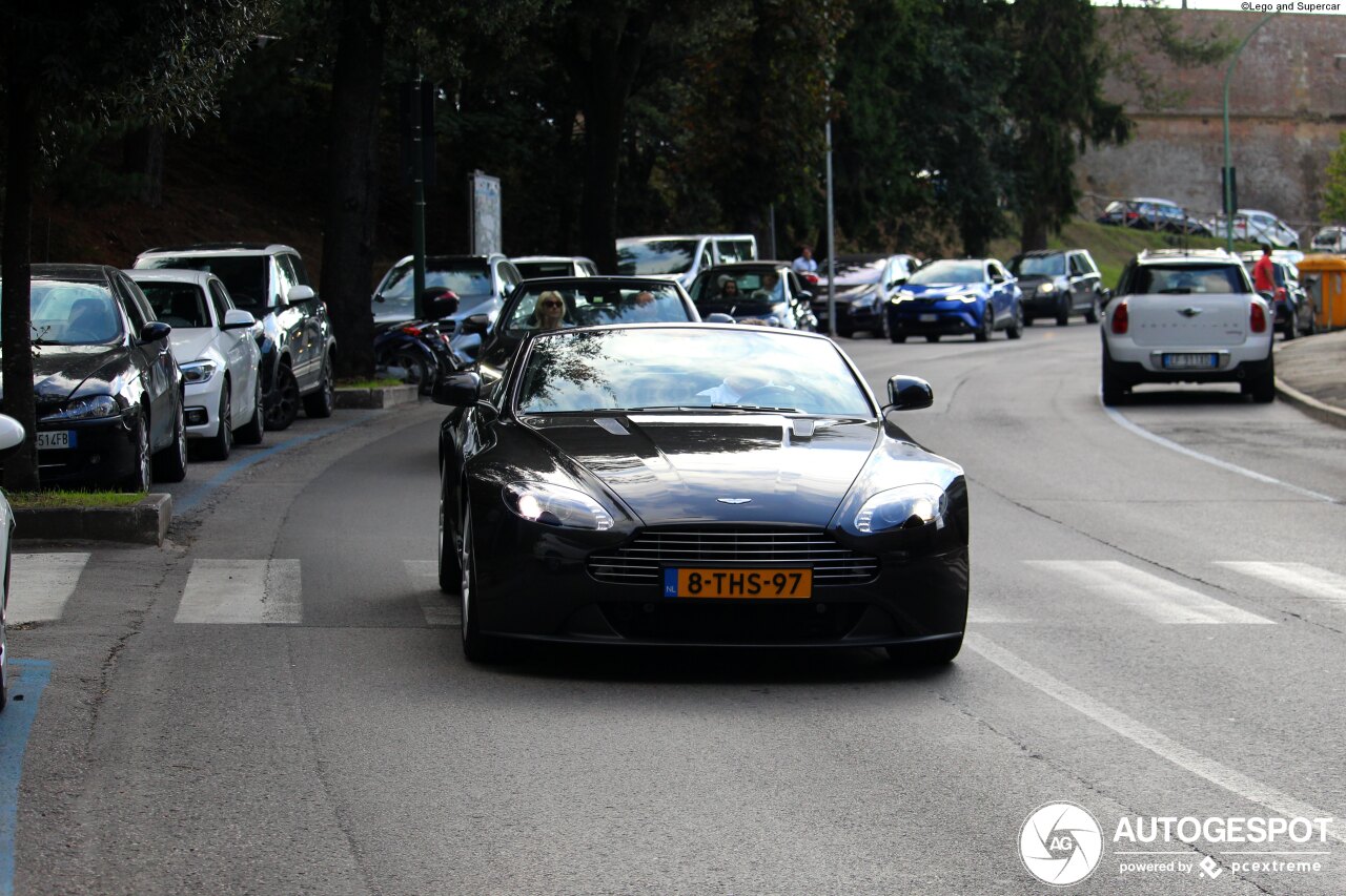 Aston Martin V8 Vantage Roadster 2012