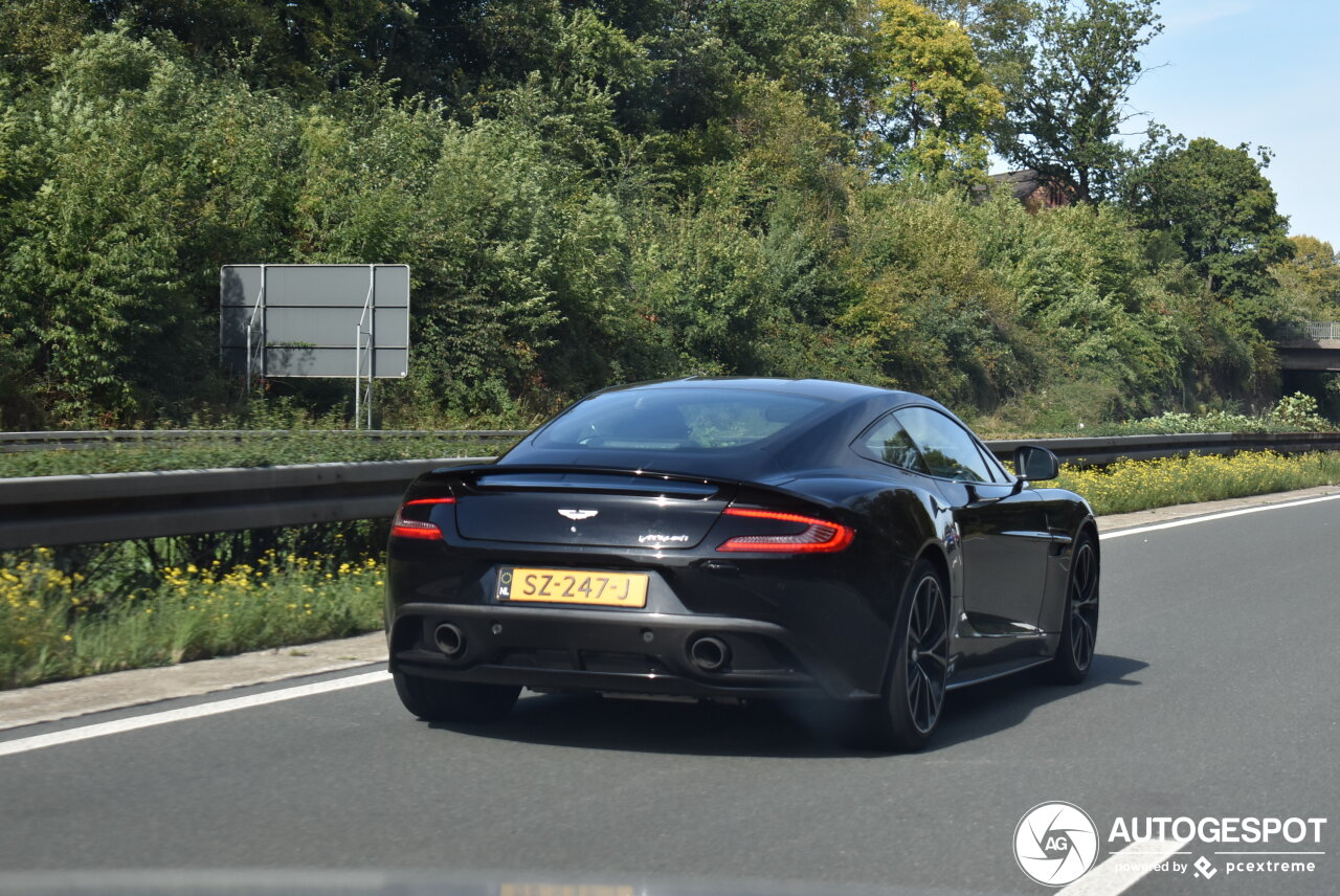 Aston Martin Vanquish 2013