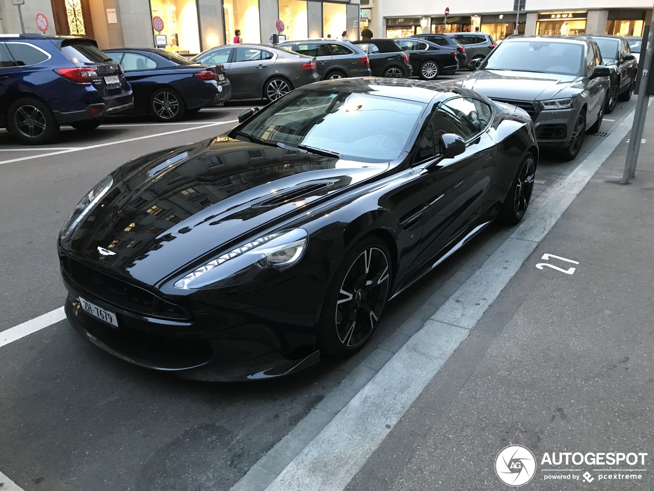 Aston Martin Vanquish S 2017