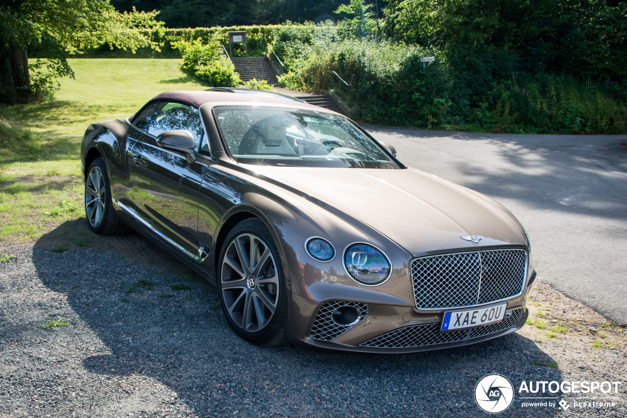 Bentley Continental GTC 2019