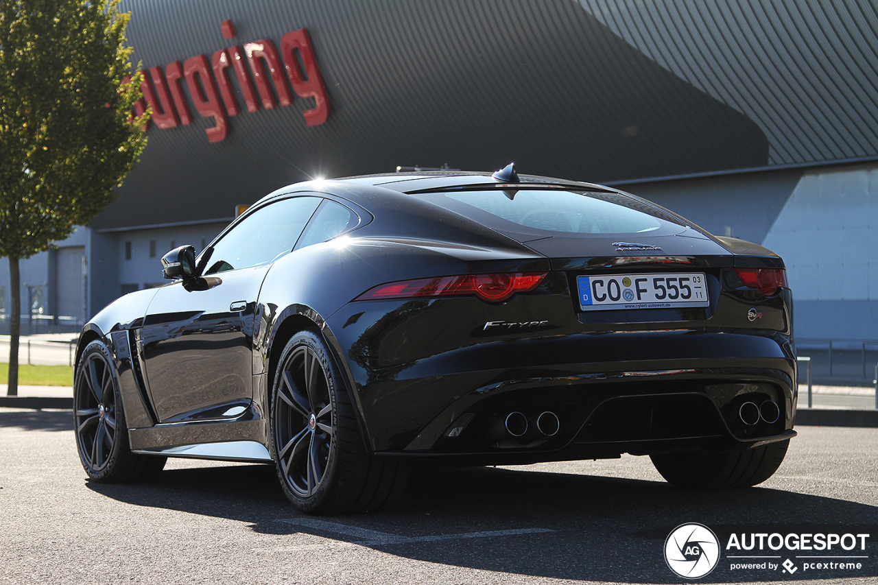 Jaguar F-TYPE SVR Coupé