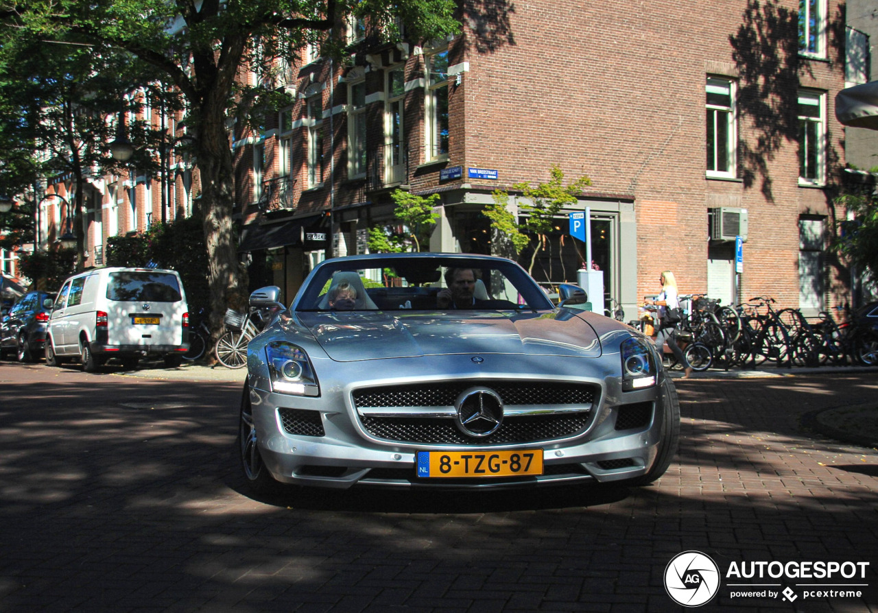 Mercedes-Benz SLS AMG Roadster