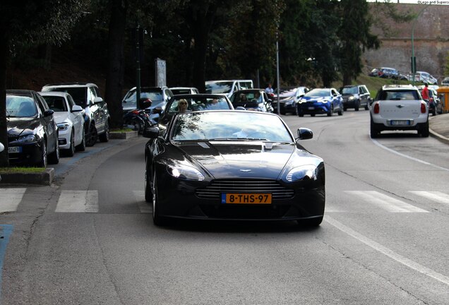 Aston Martin V8 Vantage Roadster 2012