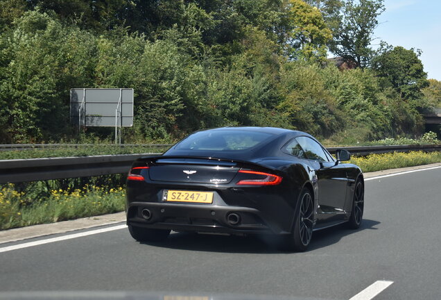 Aston Martin Vanquish 2013