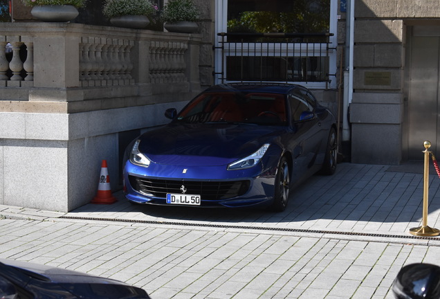 Ferrari GTC4Lusso