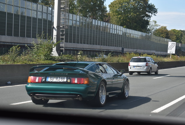 Lotus Esprit V8 GT