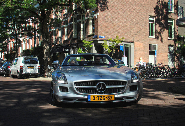 Mercedes-Benz SLS AMG Roadster