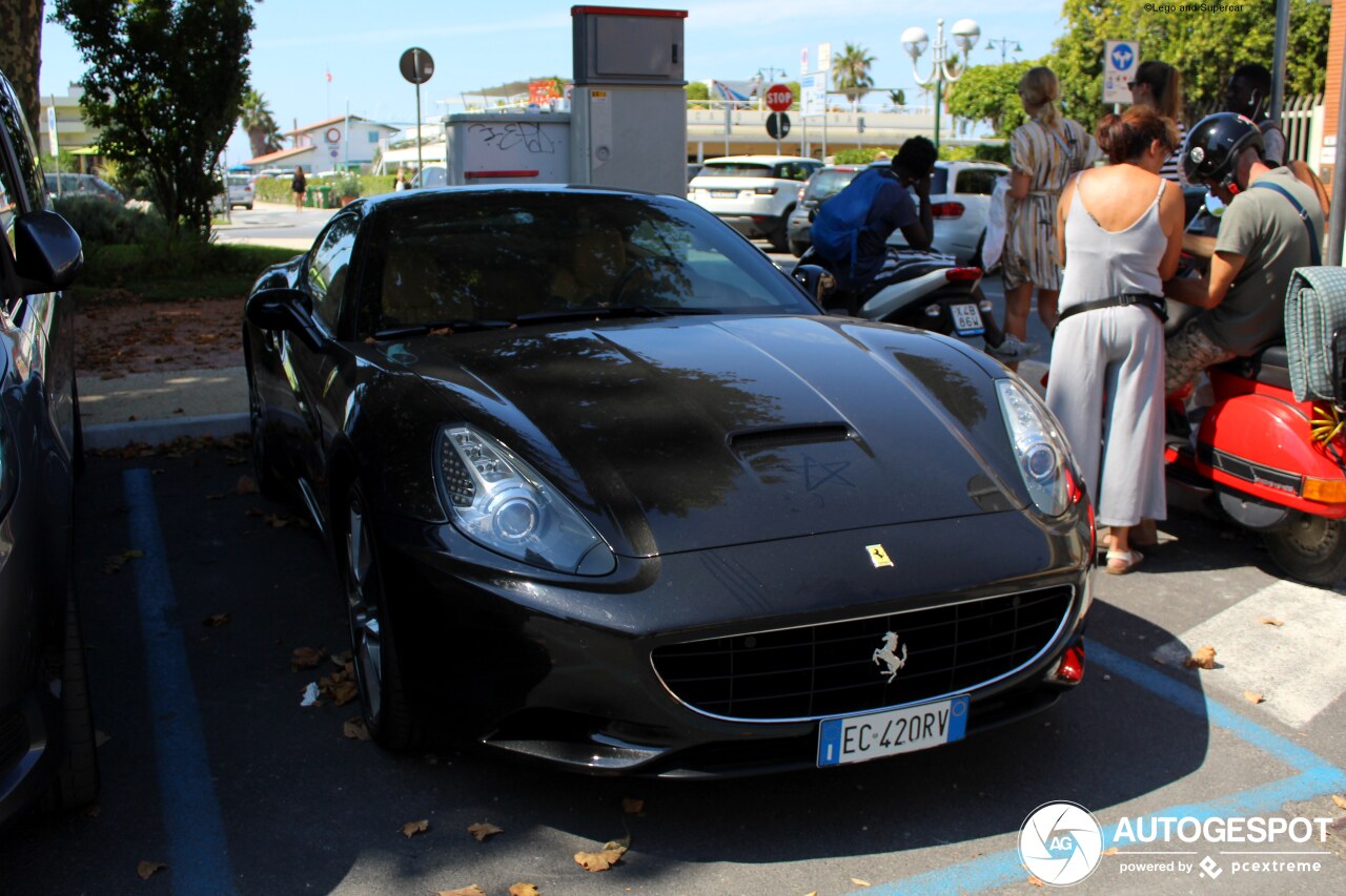 Ferrari California