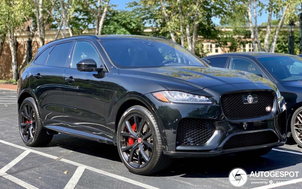 Jaguar F-PACE SVR