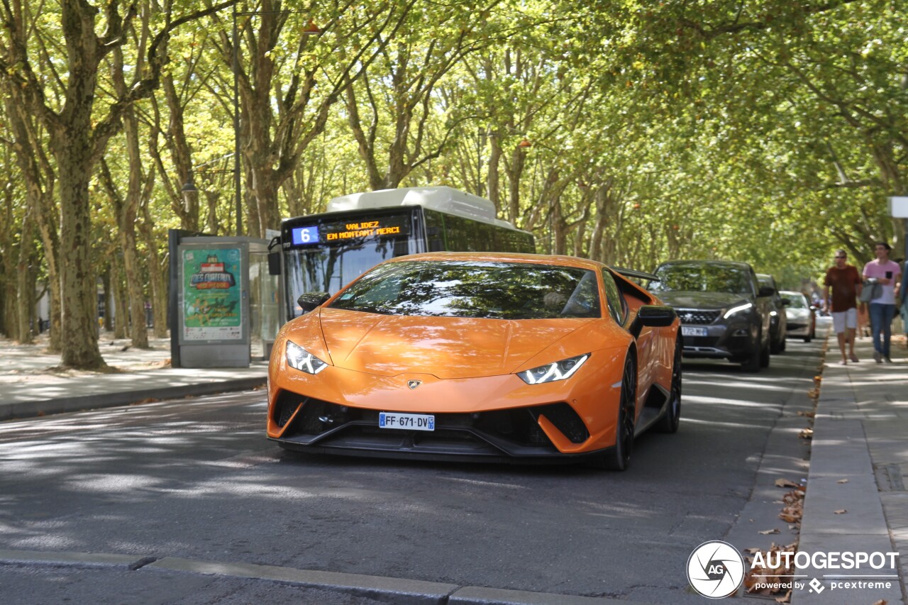 Lamborghini Huracán LP640-4 Performante