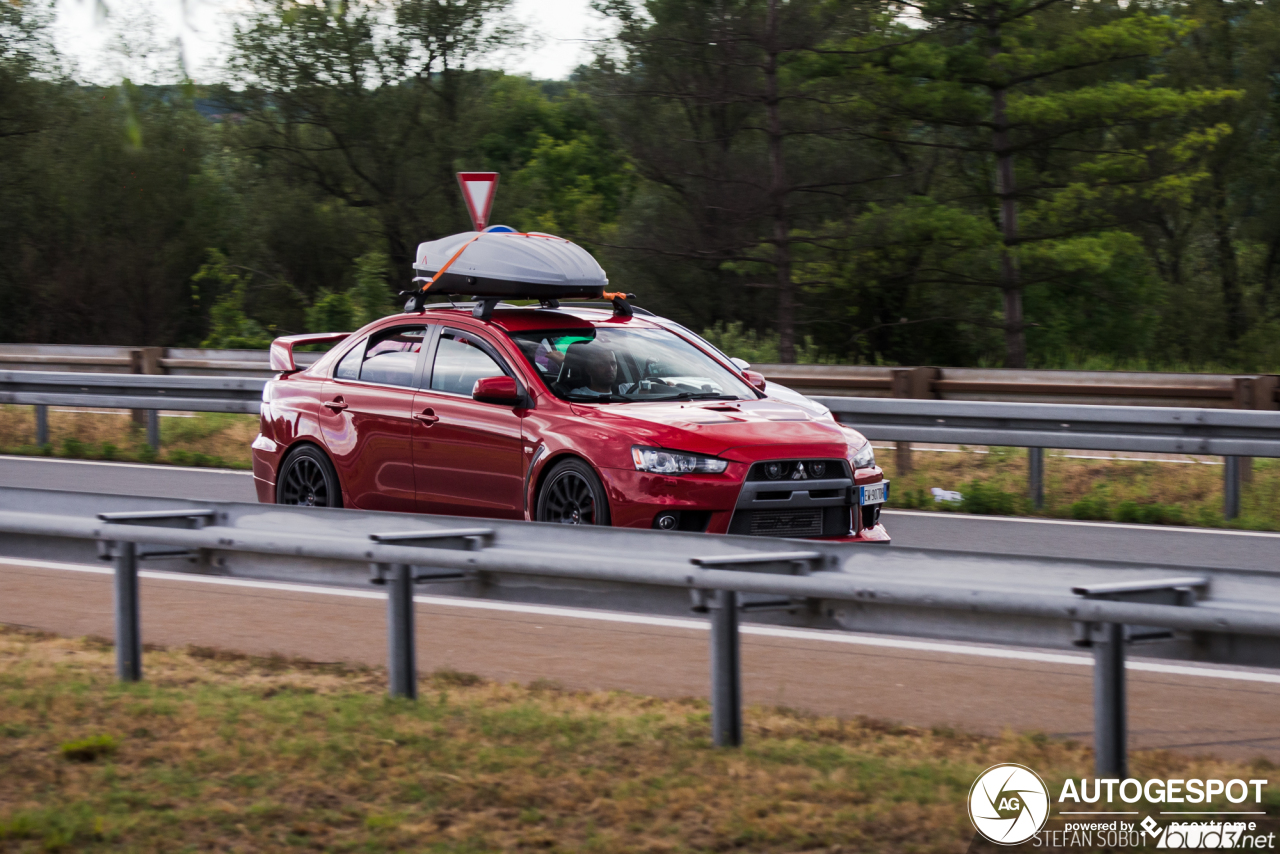 Mitsubishi Lancer Evolution X