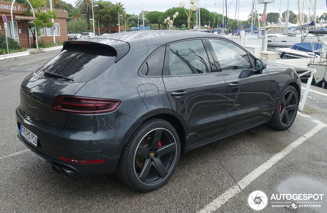 Porsche 95B Macan GTS