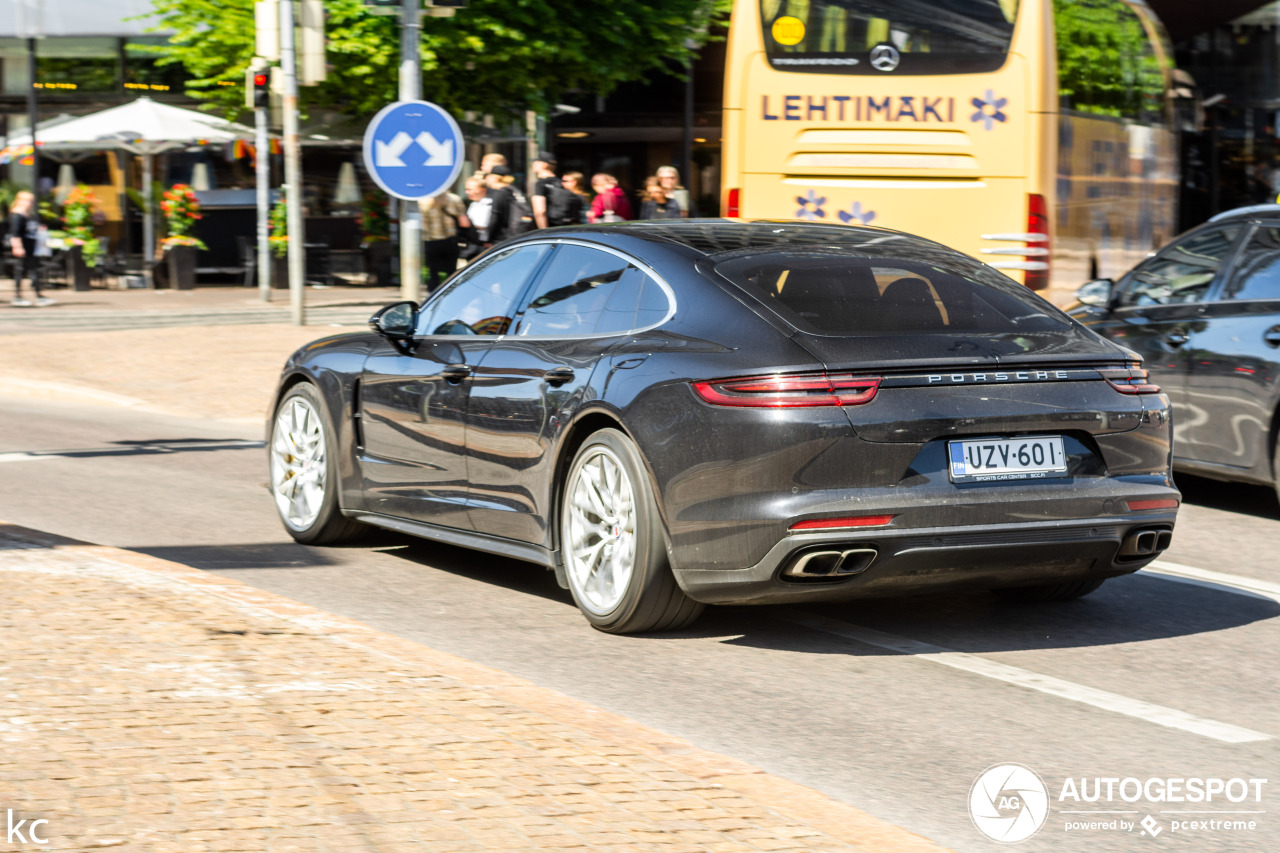 Porsche 971 Panamera Turbo S E-Hybrid