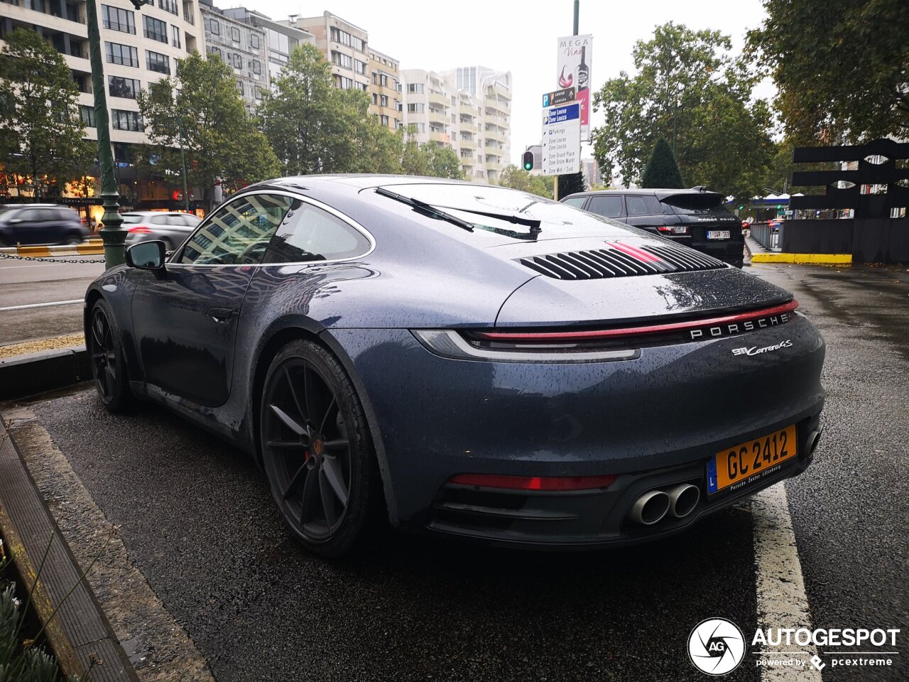 Porsche 992 Carrera 4S