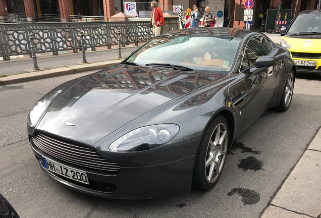 Aston Martin V8 Vantage