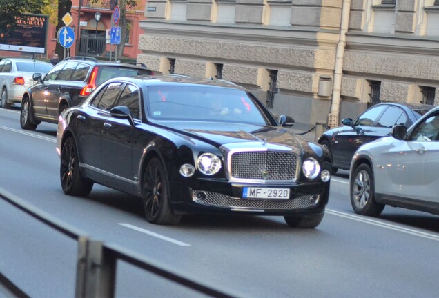 Bentley Mulsanne Speed Blue Train Edition