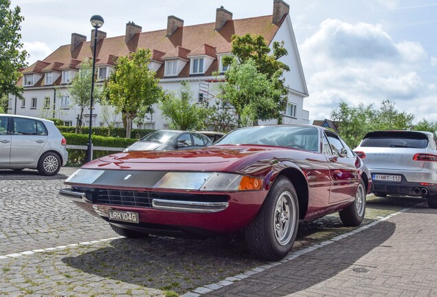 Ferrari 365 GTB/4 Daytona