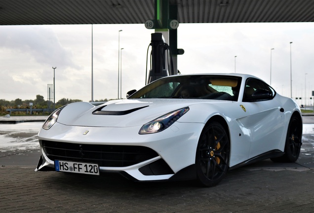 Ferrari F12berlinetta Novitec Rosso