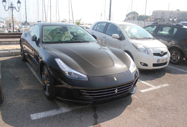 Ferrari GTC4Lusso