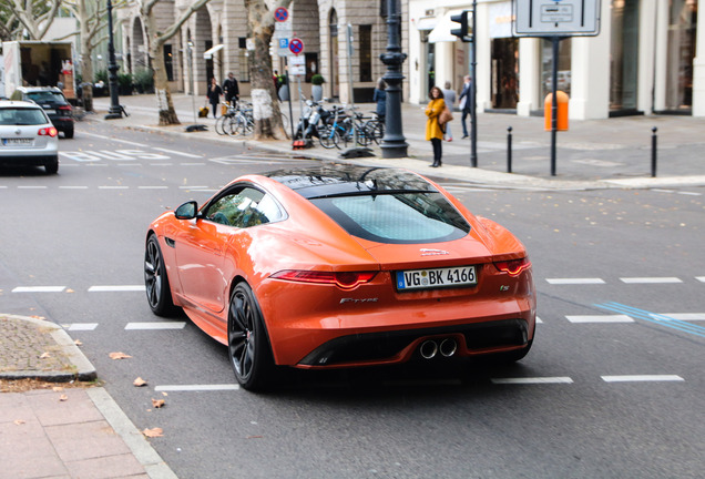 Jaguar F-TYPE S Coupé