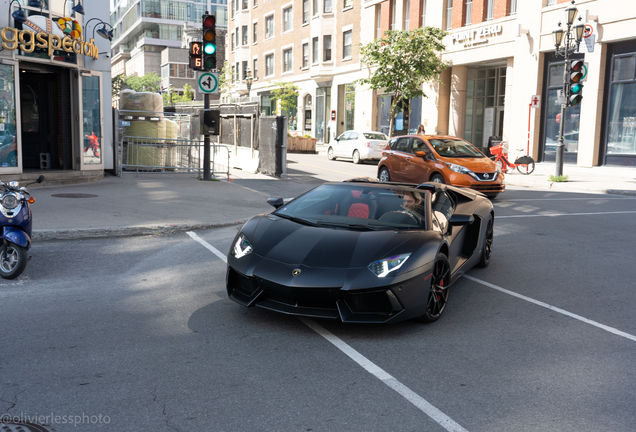 Lamborghini Aventador LP700-4 Roadster