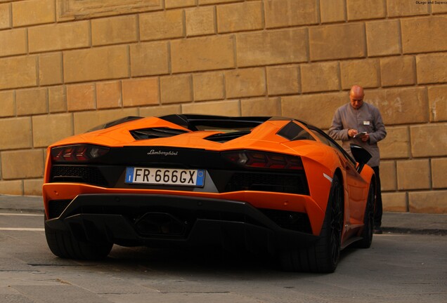 Lamborghini Aventador S LP740-4 Roadster