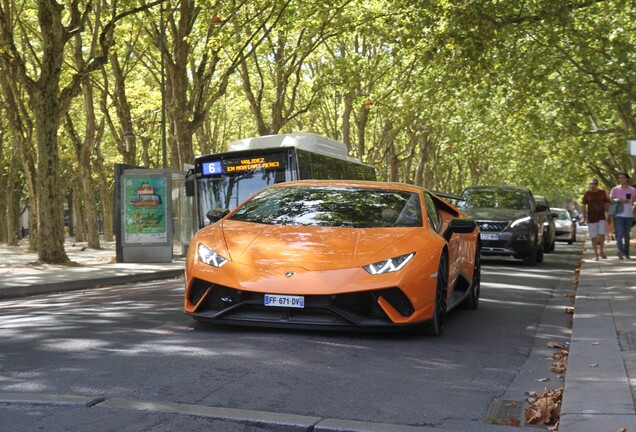 Lamborghini Huracán LP640-4 Performante