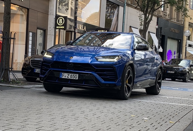 Lamborghini Urus