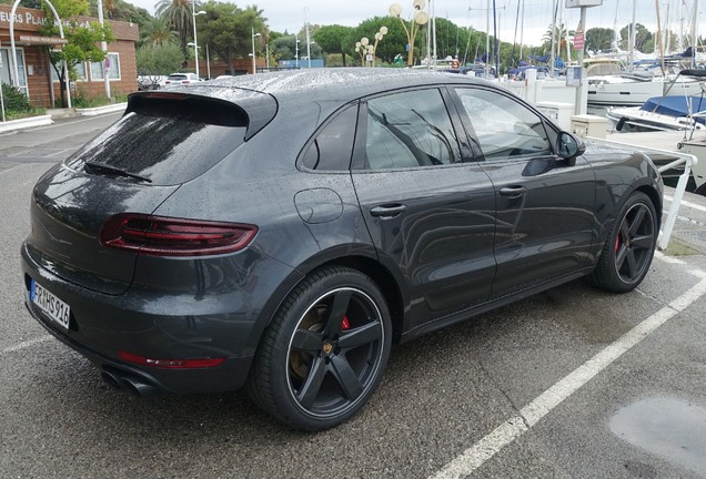 Porsche 95B Macan GTS